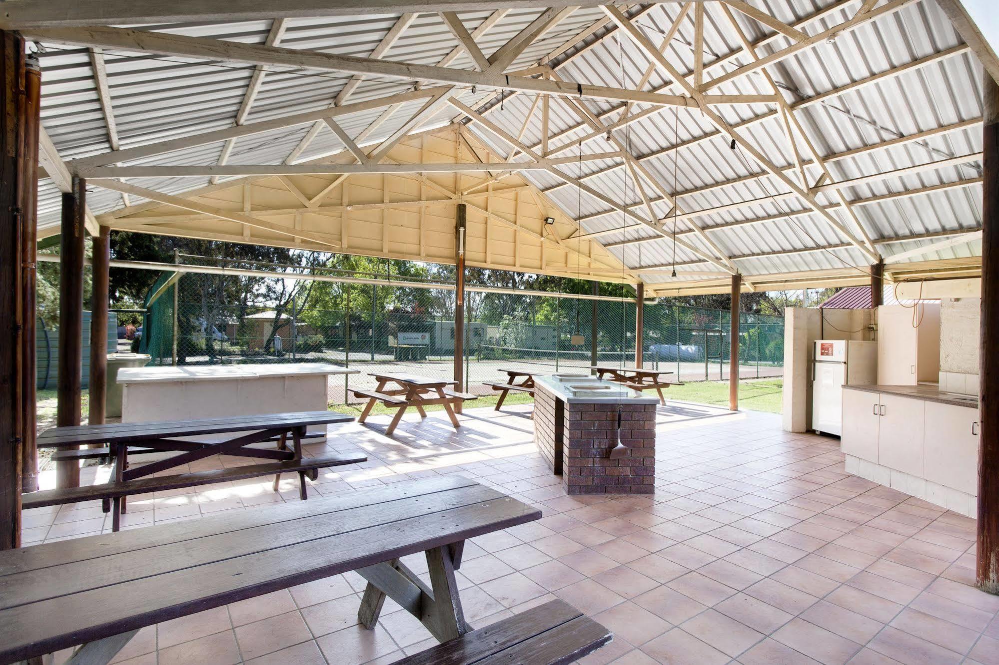 Armidale Tourist Park Hotel Luaran gambar